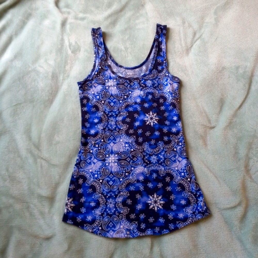 Blue mandala tanktop